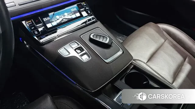 Hyundai The New Grandeur IG id 3258818 из Кореи 19