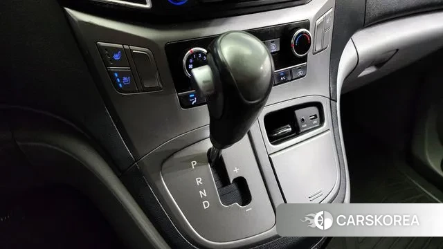 Hyundai The New Grand Starex id 3024669 из Кореи 19