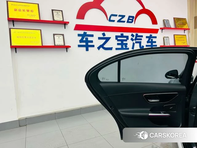 Mercedes-Benz Class C id 4290537 из Китая 25