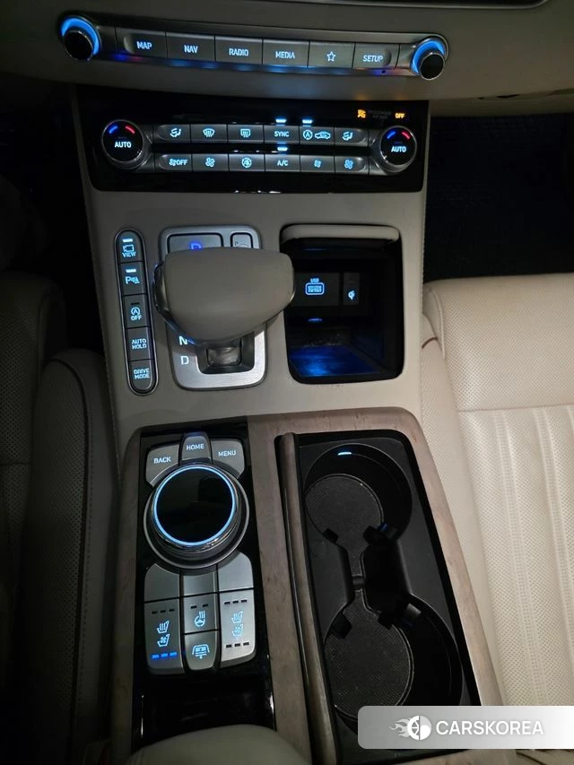 Genesis G90 id 4435165 из Кореи 19