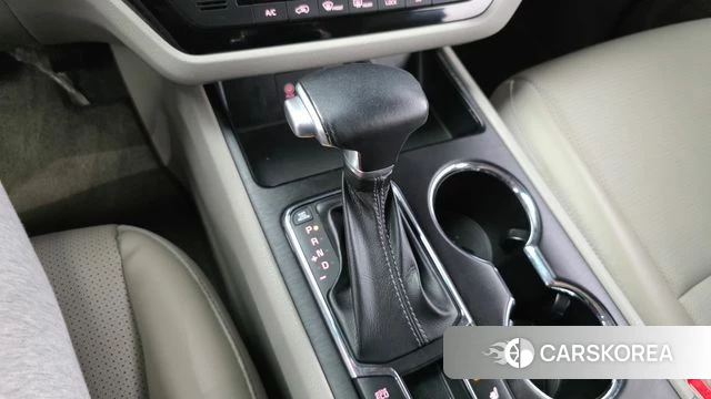 Kia The New Carnival id 4581409 из Кореи 19