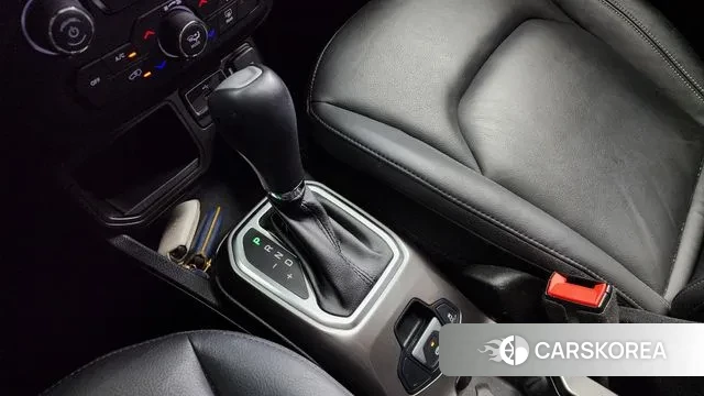 Jeep Renegade id 3013129 из Кореи 19