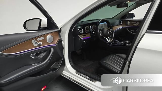 Mercedes-Benz E-Class W213 id 4722327 из Кореи 34