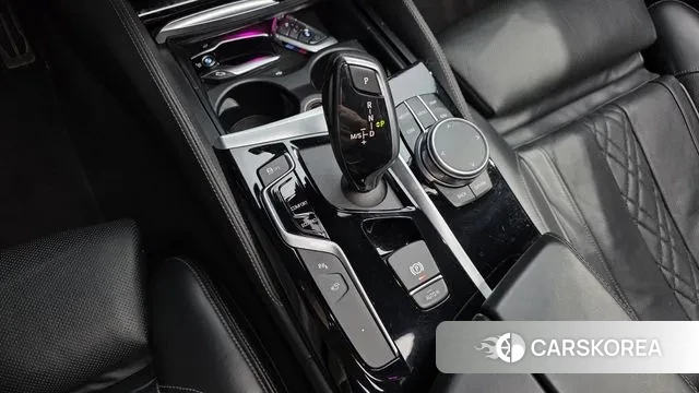 BMW 5 Series (G30) id 3526014 из Кореи 19