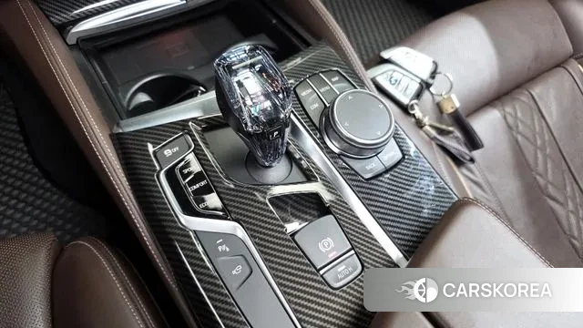 BMW 5 Series (G30) id 3617240 из Кореи 19