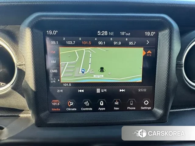 Jeep Wrangler (JL) id 2994243 из Кореи 19