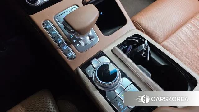 Genesis G90 id 3698428 из Кореи 19