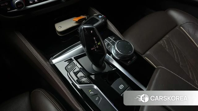 BMW 5 Series (G30) id 4850121 из Кореи 19