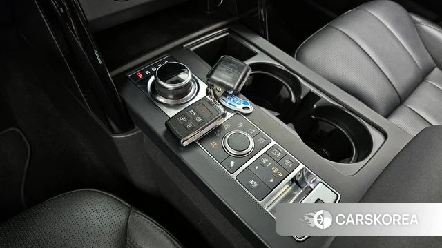 Land Rover Discovery 5 id 3925067 из Кореи 19