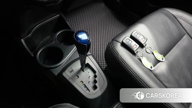 Toyota Prius C id 4693888 из Кореи 30