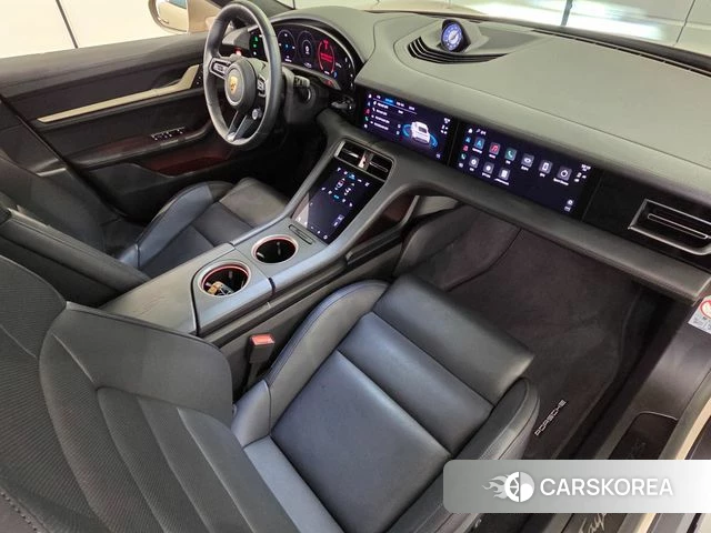 Porsche Taycan id 4223172 из Кореи 11