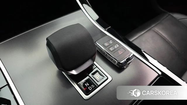 Land Rover Range Rover Velar id 4185557 из Кореи 19