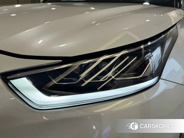 Toyota Crown Lufang id 4328799 из Китая 26