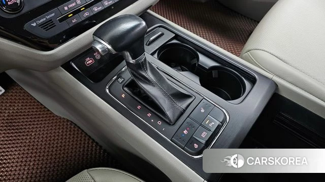 Kia All New Carnival id 4403694 из Кореи 19