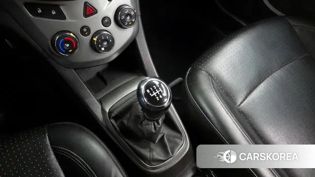 Chevrolet (GM Daewoo) The New Aveo Hatchback id 3531200 из Кореи 19