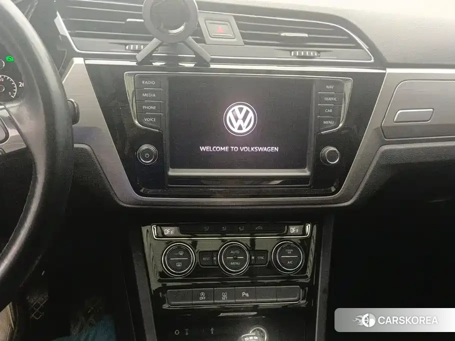 Volkswagen Touran id 4577689 из Китая 15