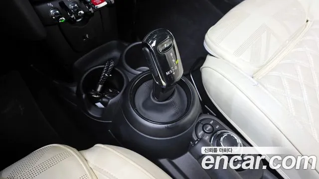 Mini Cooper Convertible id 2736752 из Кореи 19