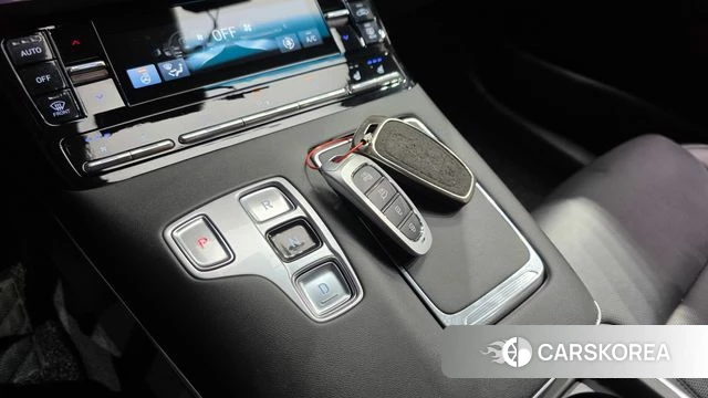 Hyundai The New Grandeur IG id 4698104 из Кореи 29