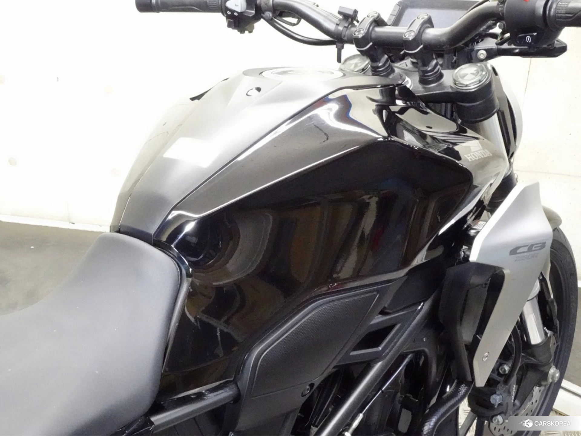 Проданный Honda CB250R id 3950454 из Японии, фото 30