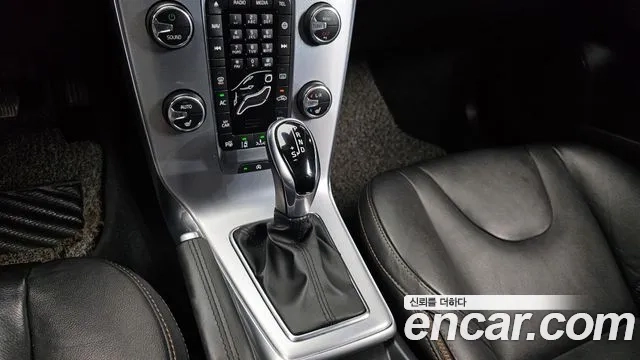 Volvo V40 Cross-Country id 2922660 из Кореи 19