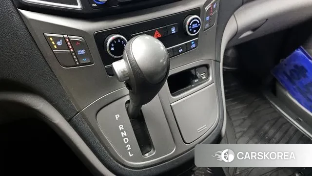 Hyundai The New Grand Starex id 3429436 из Кореи 19