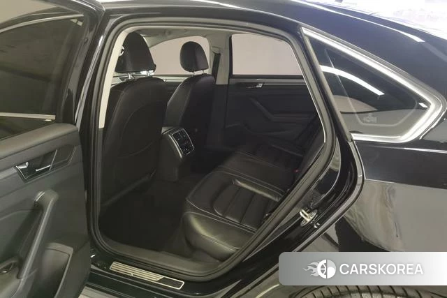 Volkswagen Passat id 4182725 из Китая 16