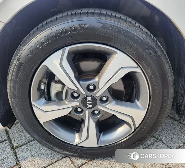 Kia Come New K3 id 3778962 из Кореи 19