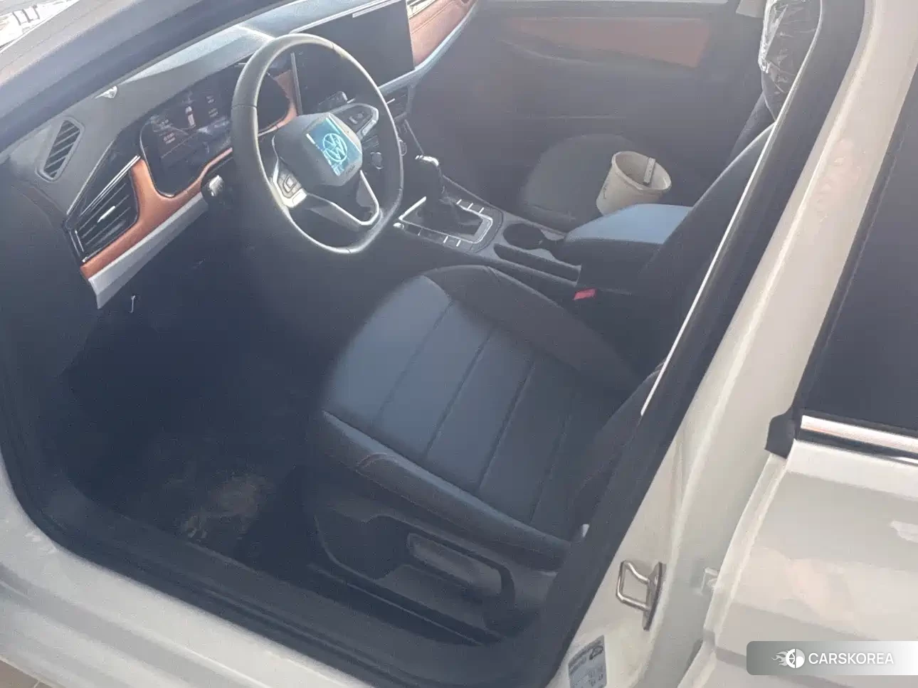 Volkswagen Bora id 4599527 из Китая 13