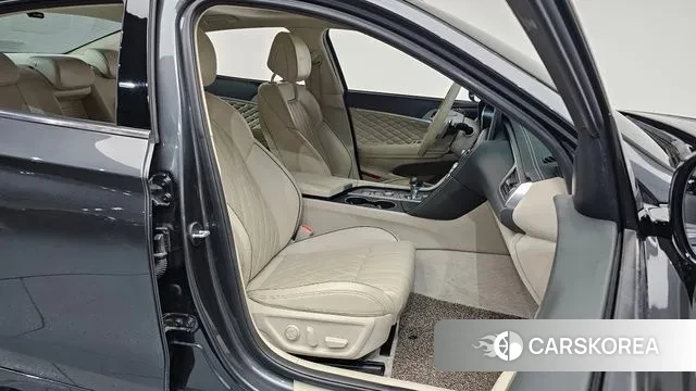 Genesis G70 id 3547321 из Кореи 19