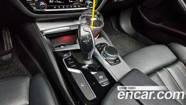 BMW 5 Series (G30) id 2850621 из Кореи 19