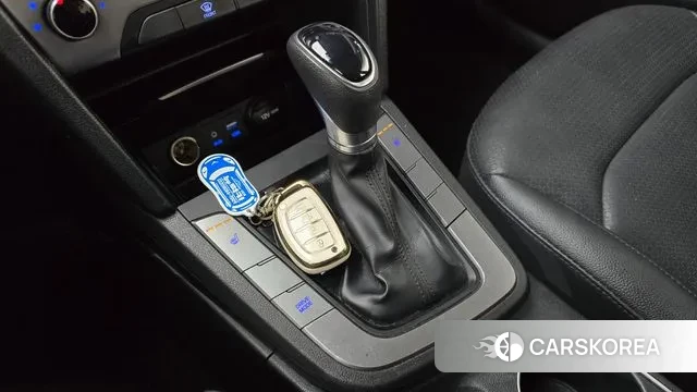 Hyundai Avante AD id 3515420 из Кореи 19