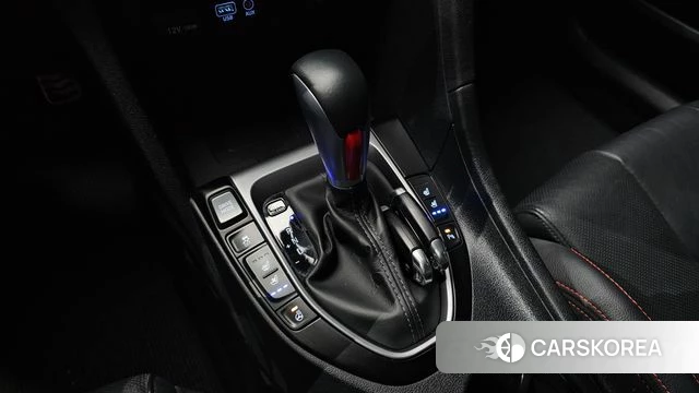 Hyundai Veloster (JS) id 3829041 из Кореи 19