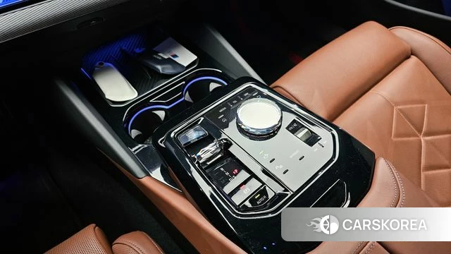 BMW 5 Series (G60) id 3831441 из Кореи 19