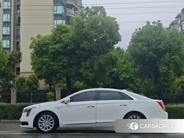 Cadillac XTS id 4234822 из Китая 16