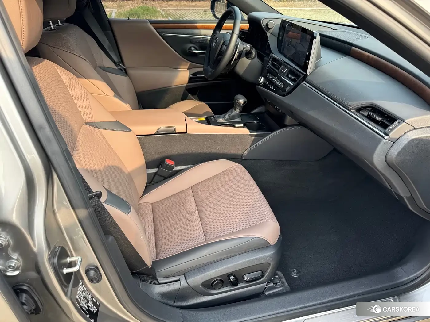 Lexus ES id 4685908 из Китая 15