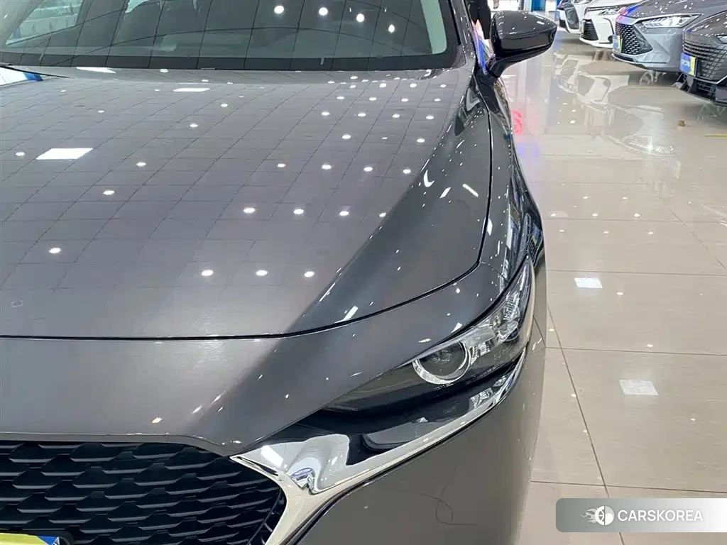 Mazda 3 id 4547928 из Китая 11