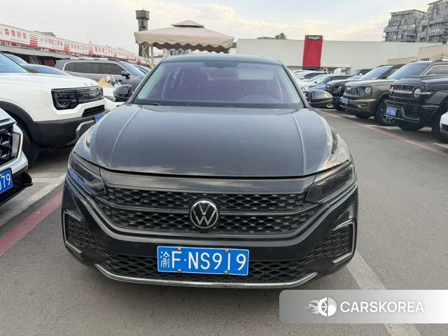 Volkswagen Passat id 4278111 из Китая 9