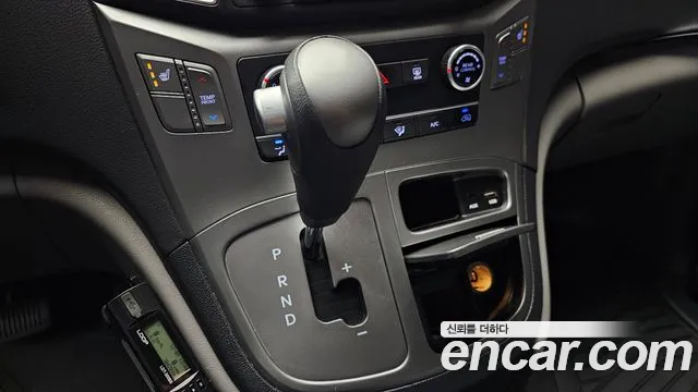 Hyundai The New Grand Starex id 2211257 из Кореи 19