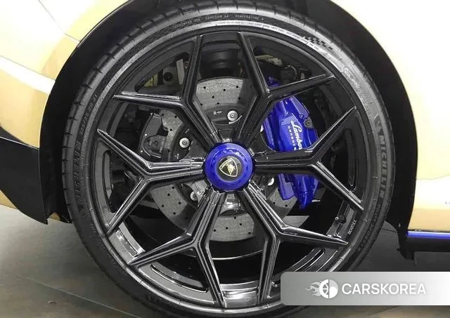 Lamborghini Huracan id 3415872 из Кореи 19