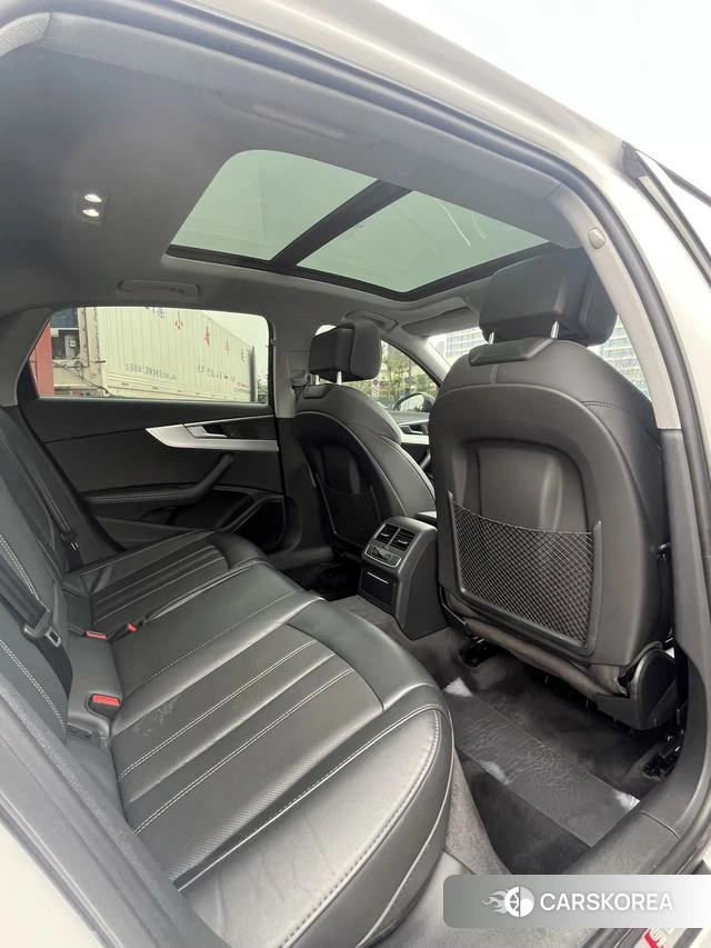 Audi A4L id 4314469 из Китая 21