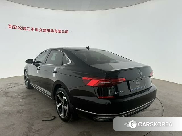 Volkswagen Passat id 4263827 из Китая 9