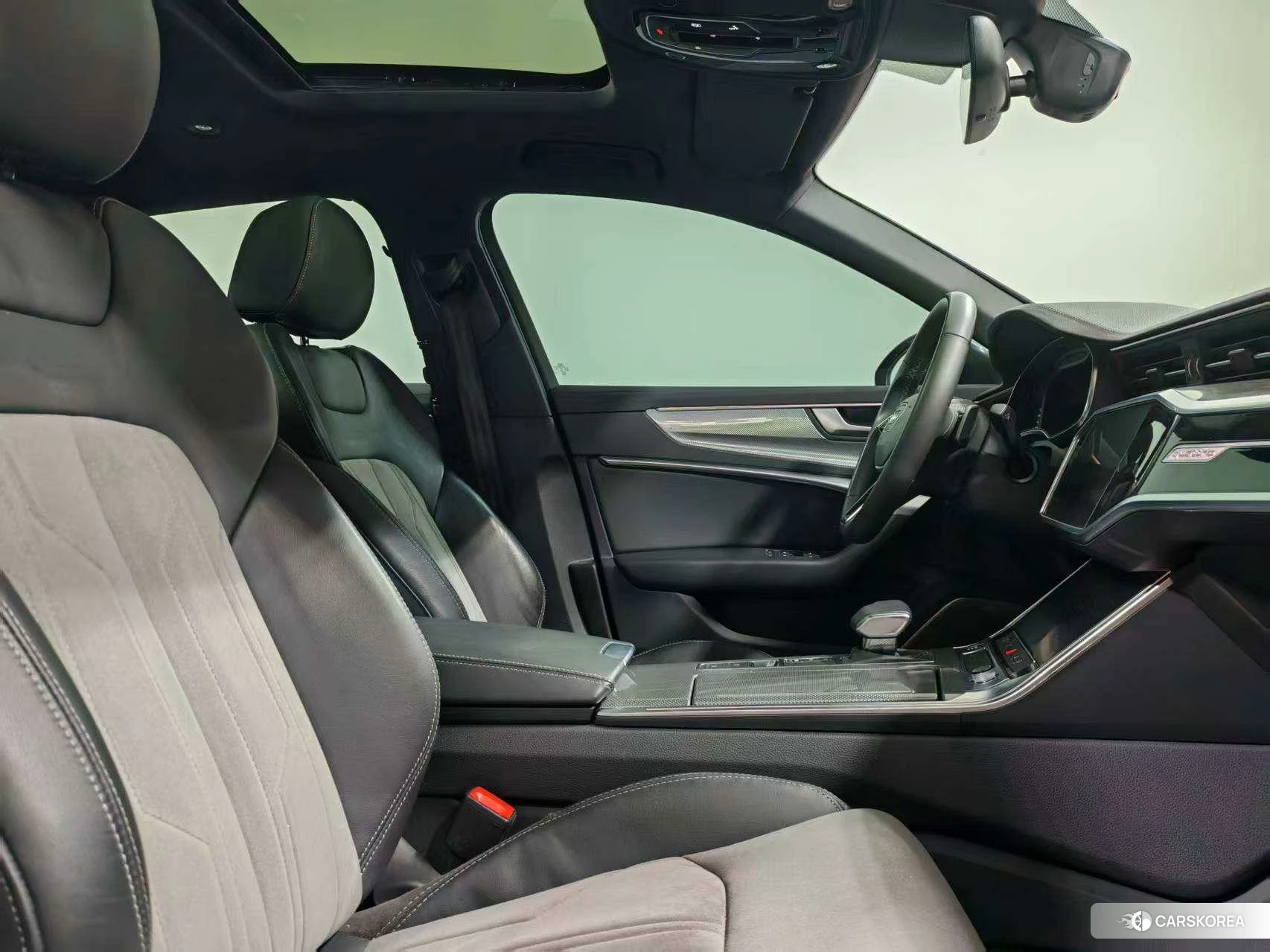 Audi A6L id 4454533 из Китая 16