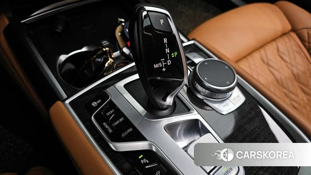 BMW 7 Series (G11) id 3872582 из Кореи 19