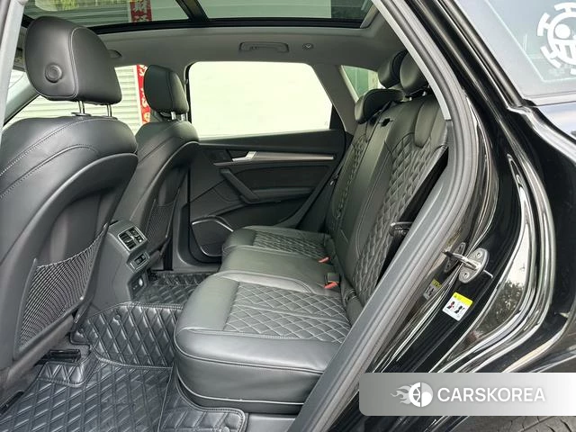 Audi Q5L Sportback id 4261489 из Китая 17
