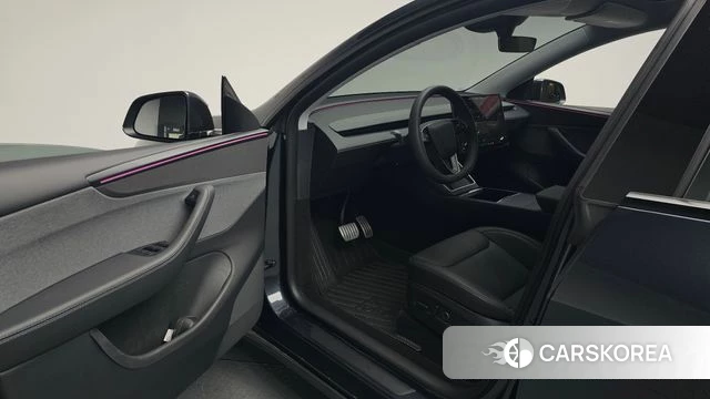 Tesla Model Y id 4612380 из Кореи 32