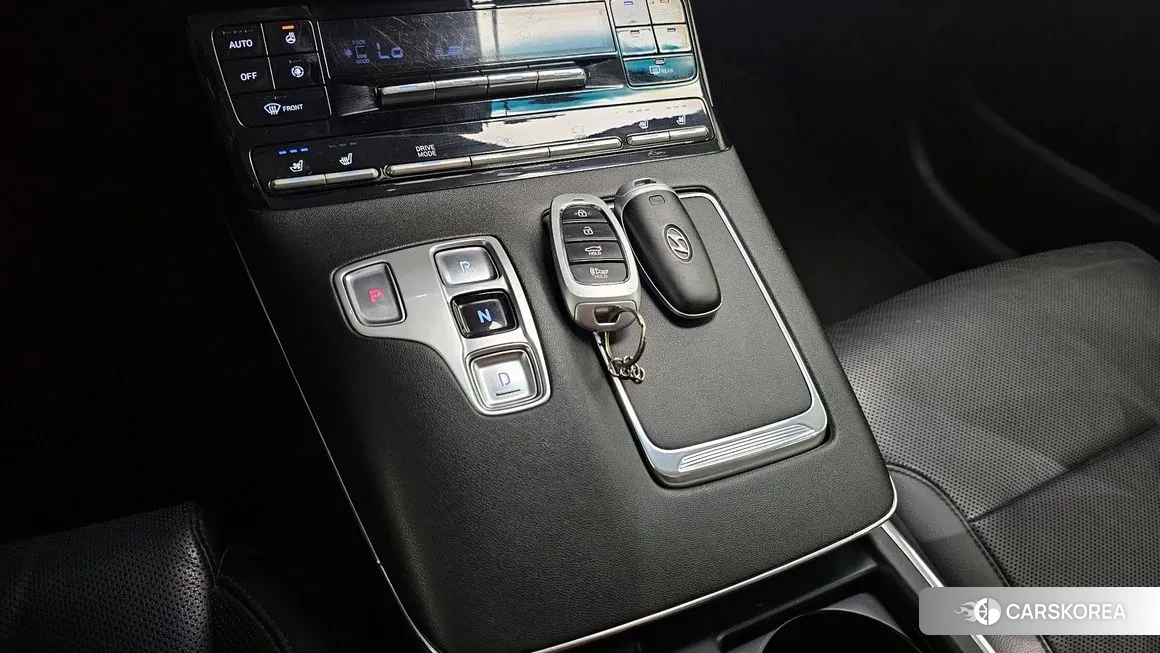 Hyundai The New Grandeur IG id 1732128 из Кореи 19