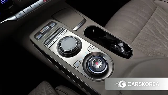 Genesis GV70 id 3706775 из Кореи 19