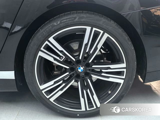 BMW 7 series id 4208741 из Китая 17