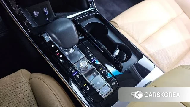 Kia K7 Premier Hybrid id 3616350 из Кореи 19