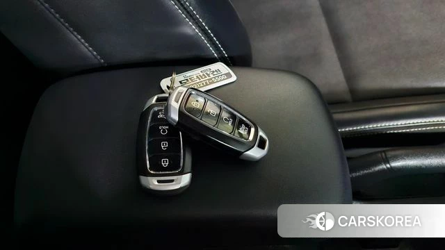 Hyundai Venue id 3820087 из Кореи 19